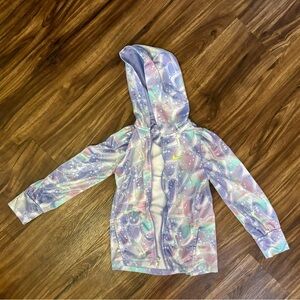 Nike girls lightweight zip sweatshirt.